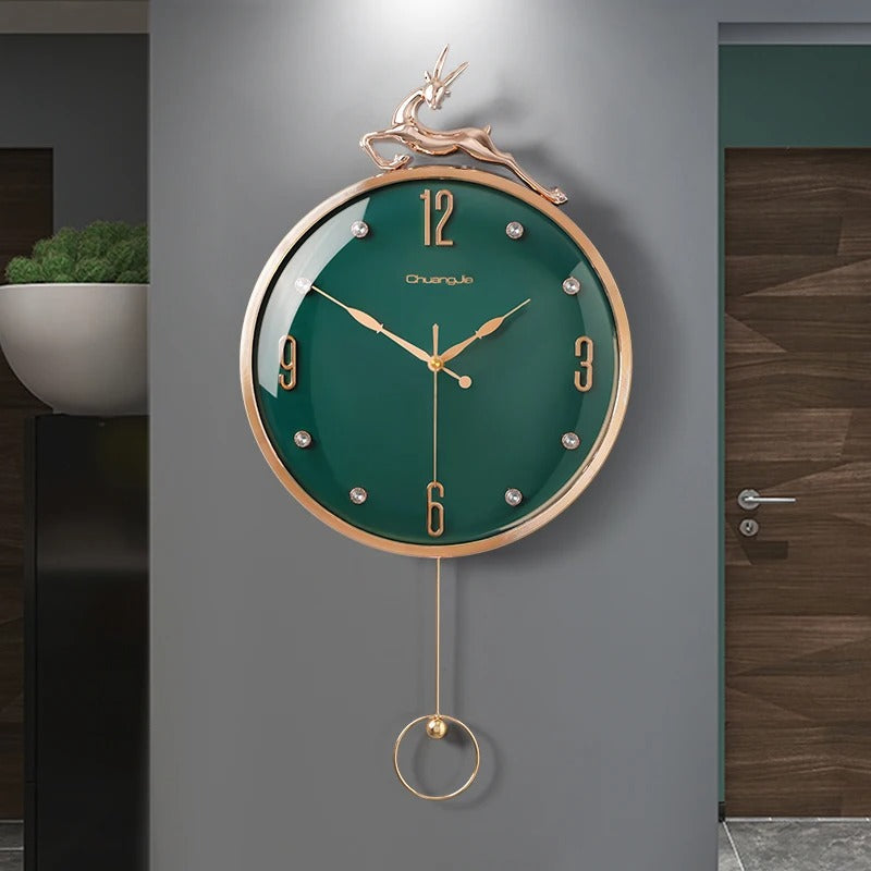 Reloj de Péndulo Dorado