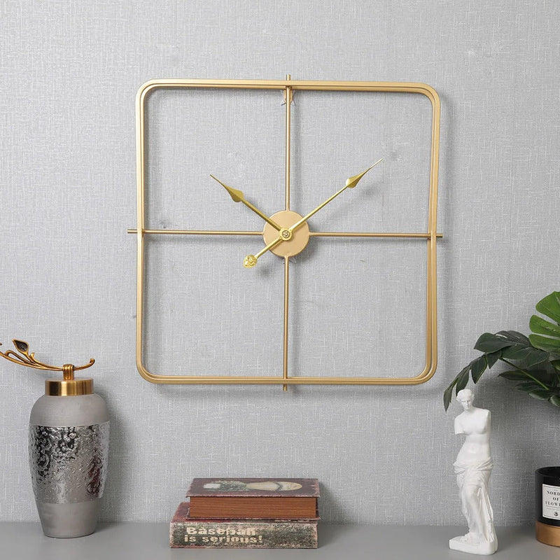 Reloj de Pared Cuadrado de Metal