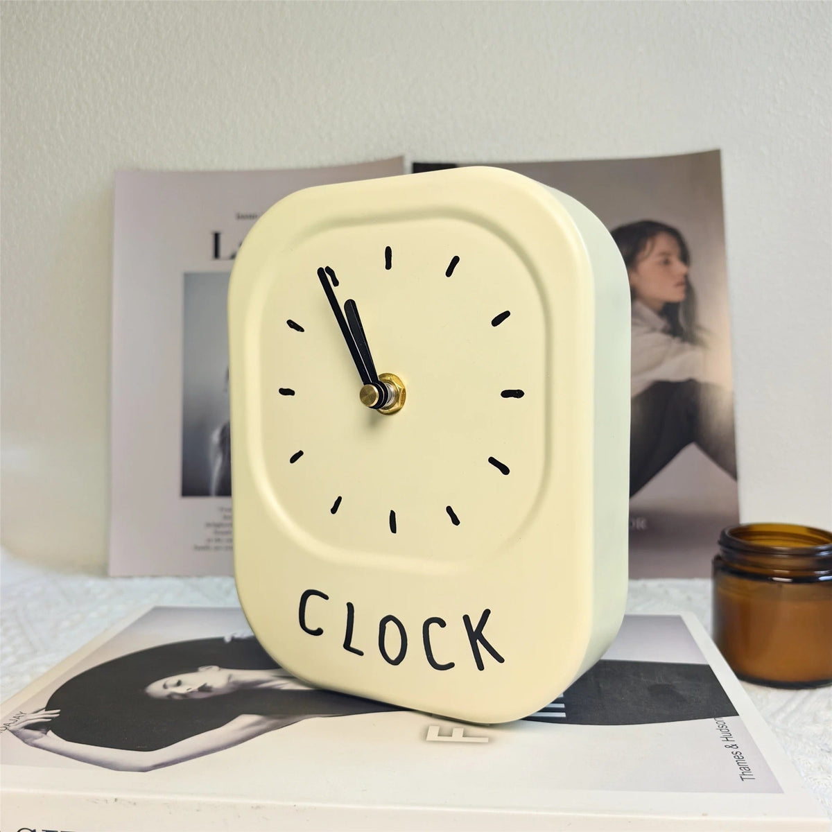 Reloj de Sobremesa Diseño Minimalista - imagen 5