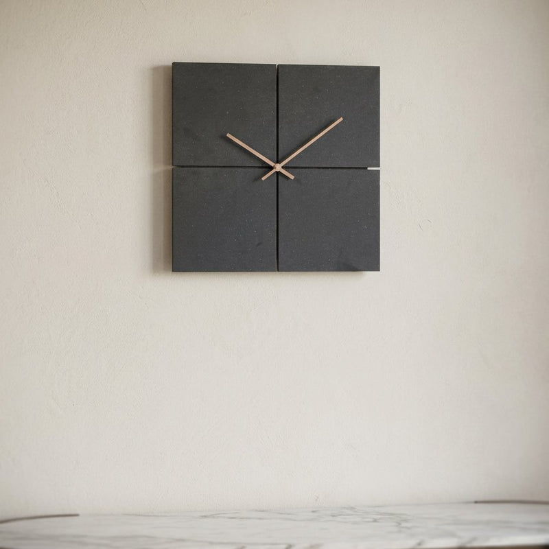 Reloj de Pared Cuadrado Negro